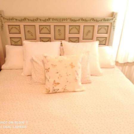 Apartamento Con Vistas Al Rio Guadalquivir En Triana, Sevilla Exterior photo